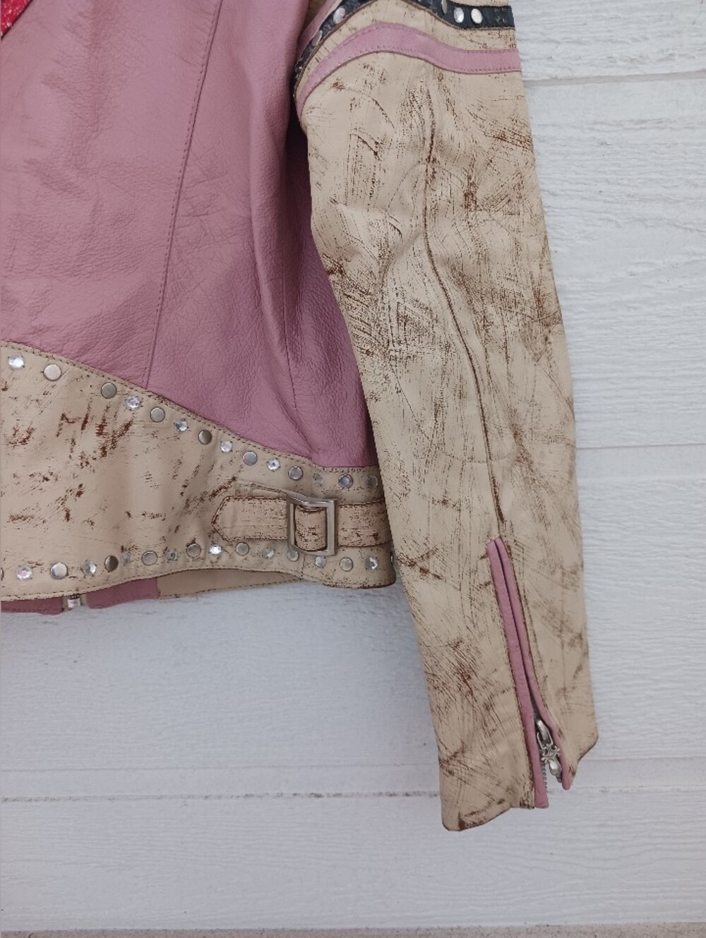 Vintage Wilsons Leather Pink distressed Leather Jacket With Tattoo Design - Picture 3 of 6